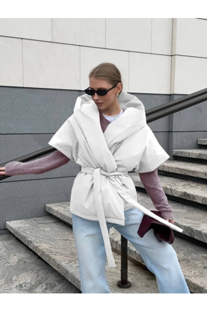 751| Жилетка Markl Oda с капюшоном белая | Уцененный товар